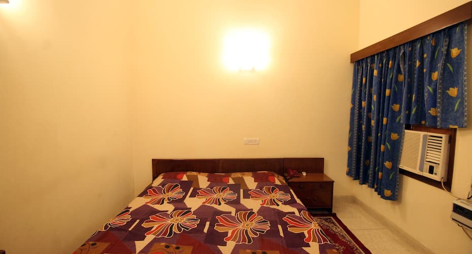 TG Stays Safdarjung Development Area, New Delhi 4